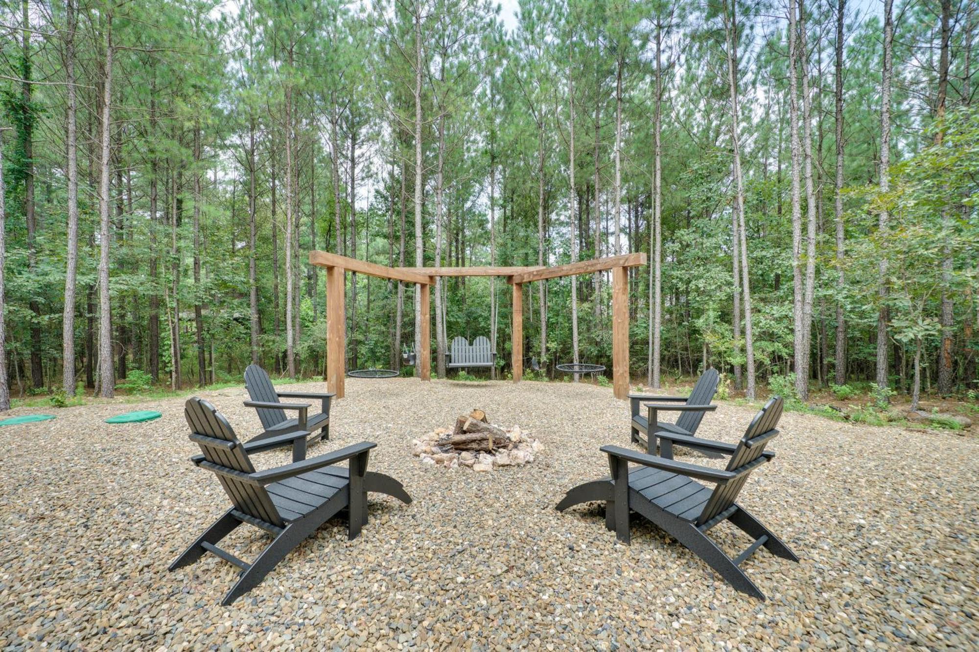 Sutton Ridge Cabin Rental Hot Tub And Swing Set! Broken Bow Bagian luar foto