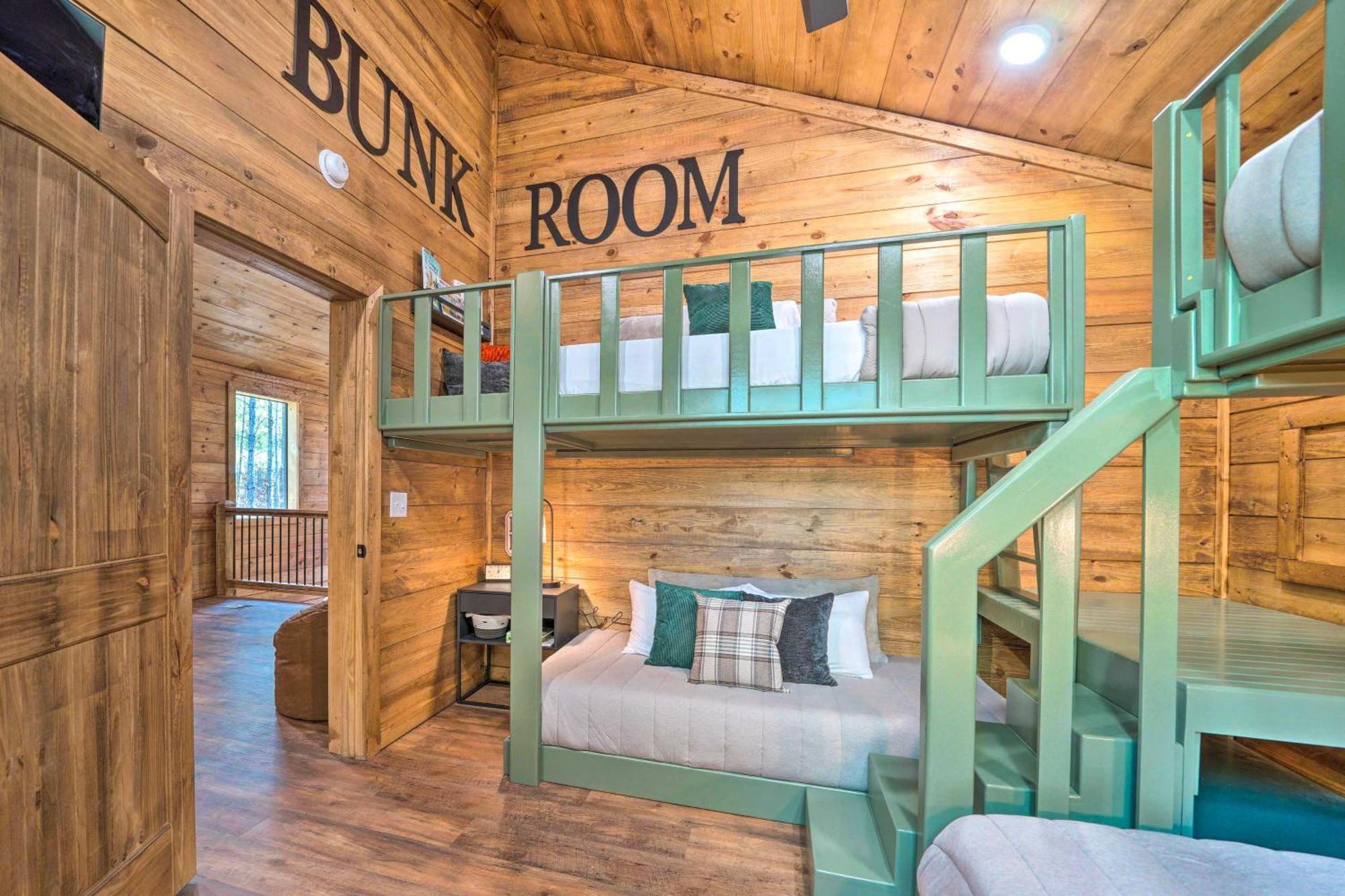 Sutton Ridge Cabin Rental Hot Tub And Swing Set! Broken Bow Bagian luar foto